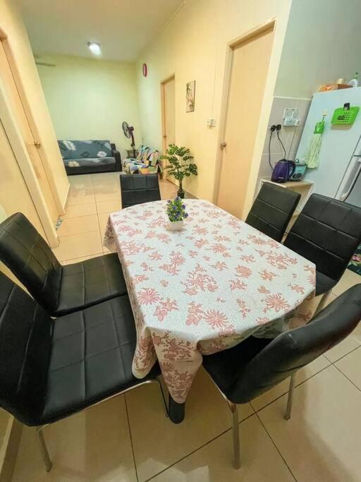 Cybercity Ph1 Near Kkia By Family Homestay Donggongon Dış mekan fotoğraf